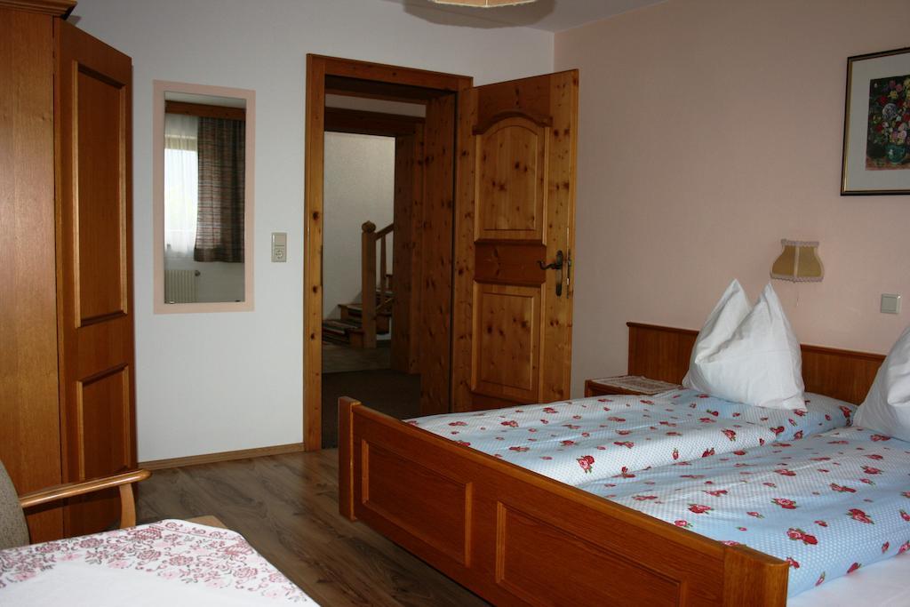Haus Ampferstein Appartement Telfes im Stubai Kamer foto